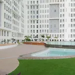 Minimalist Studio At Springlake Summarecon Bekasi Apartment By Travelio