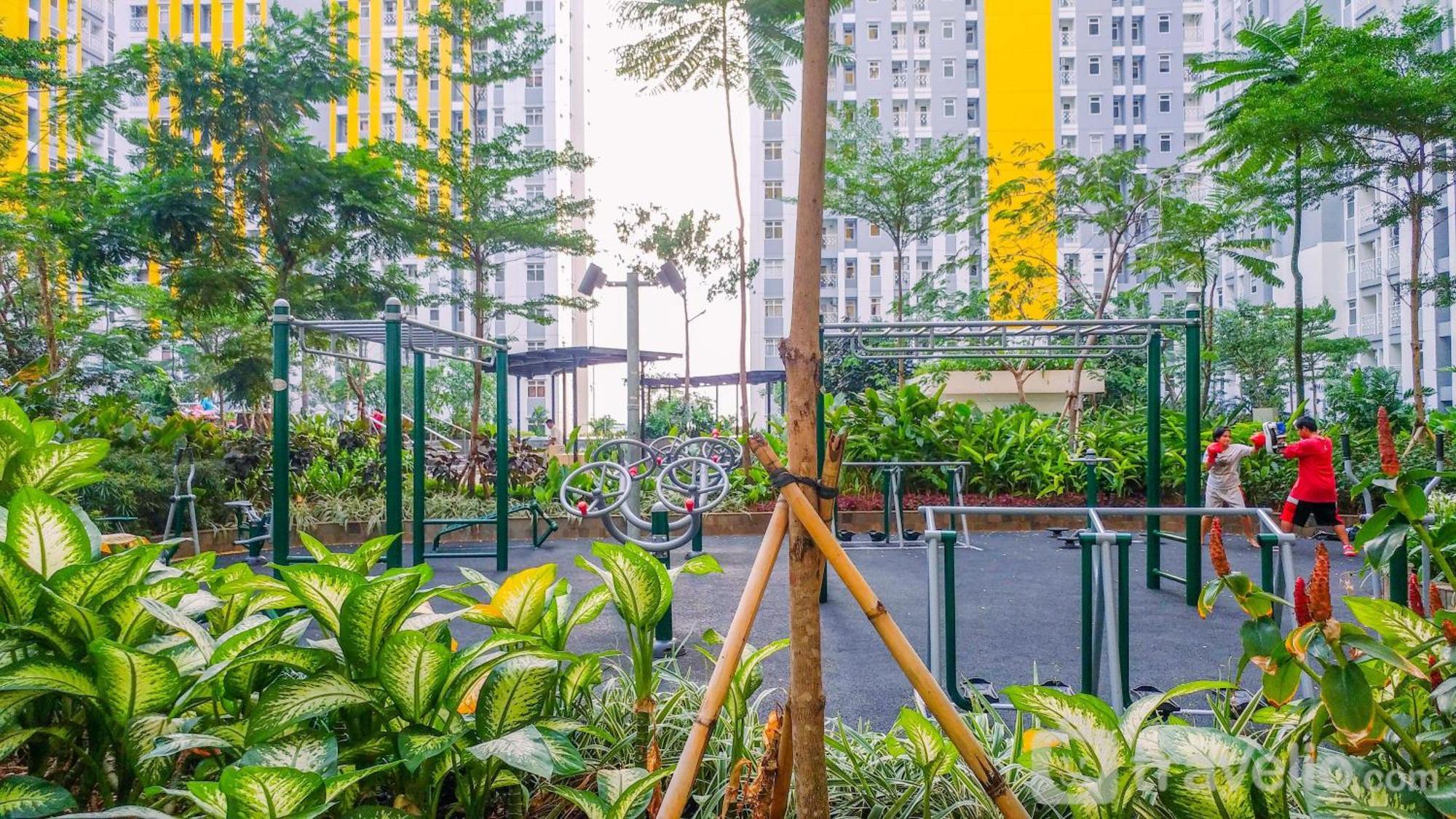 Minimalist At Springlake Summarecon By Travelio *