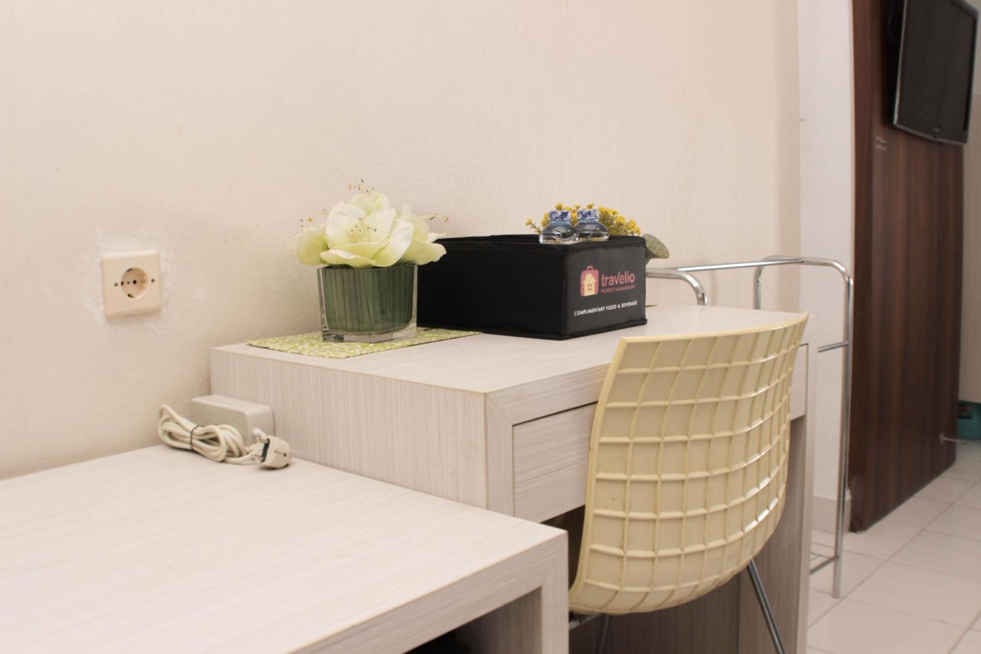 Apartemen Minimalist At Springlake Summarecon By Travelio *