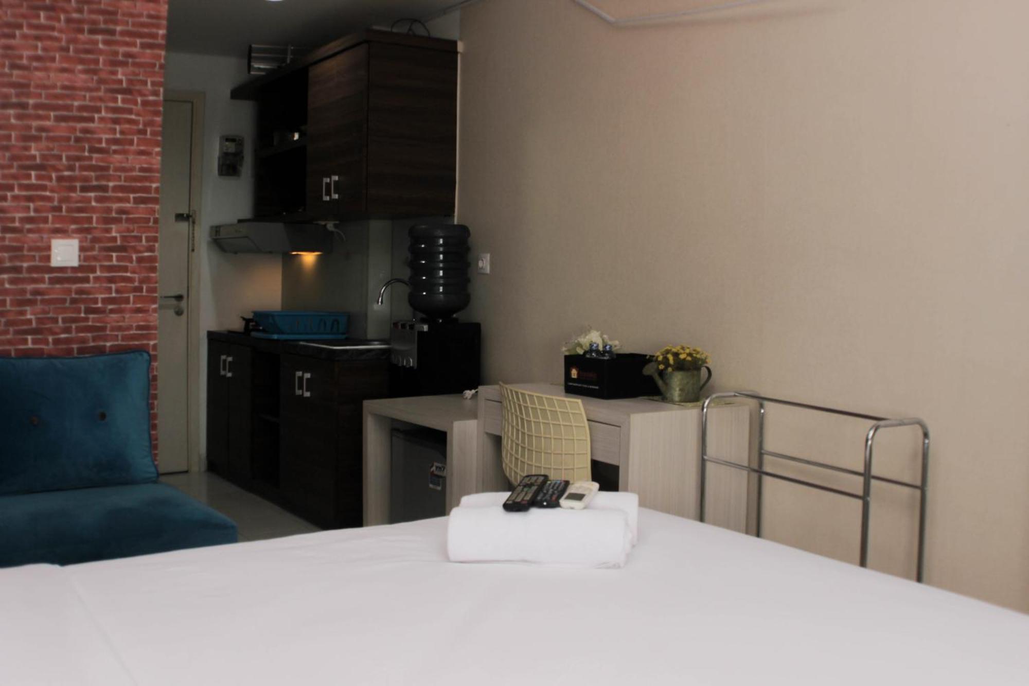 Apartemen Minimalist At Springlake Summarecon By Travelio *