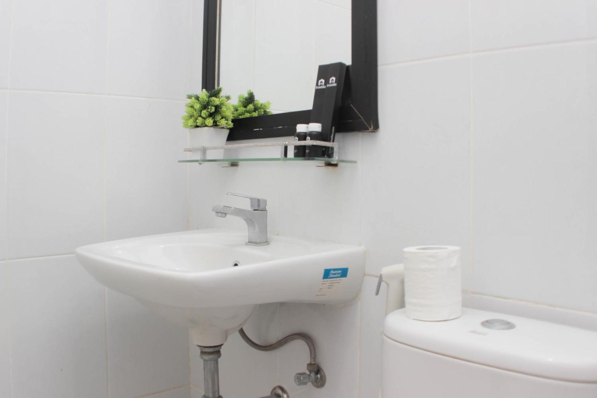 Minimalist At Springlake Summarecon By Travelio *