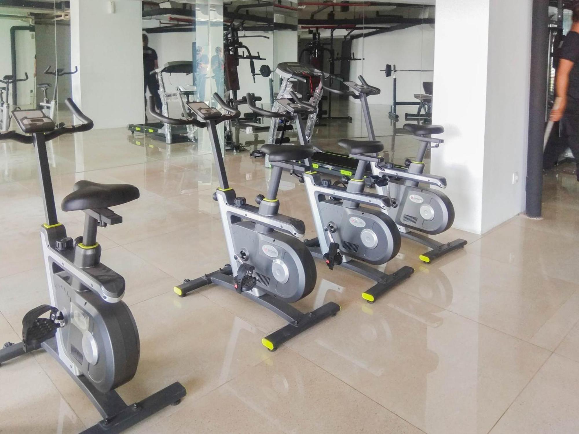 Minimalist At Springlake Summarecon By Travelio * Bekasi