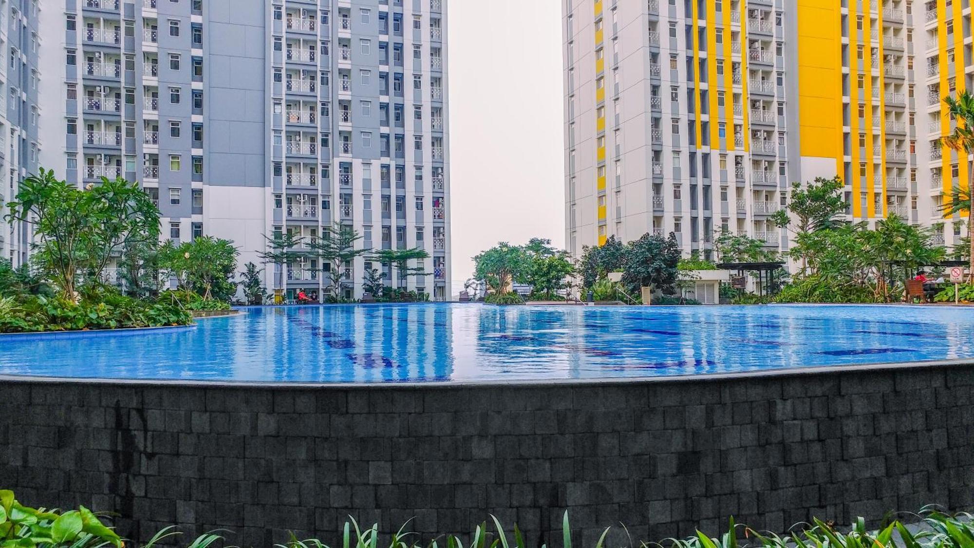 Minimalist At Springlake Summarecon By Travelio Bekasi