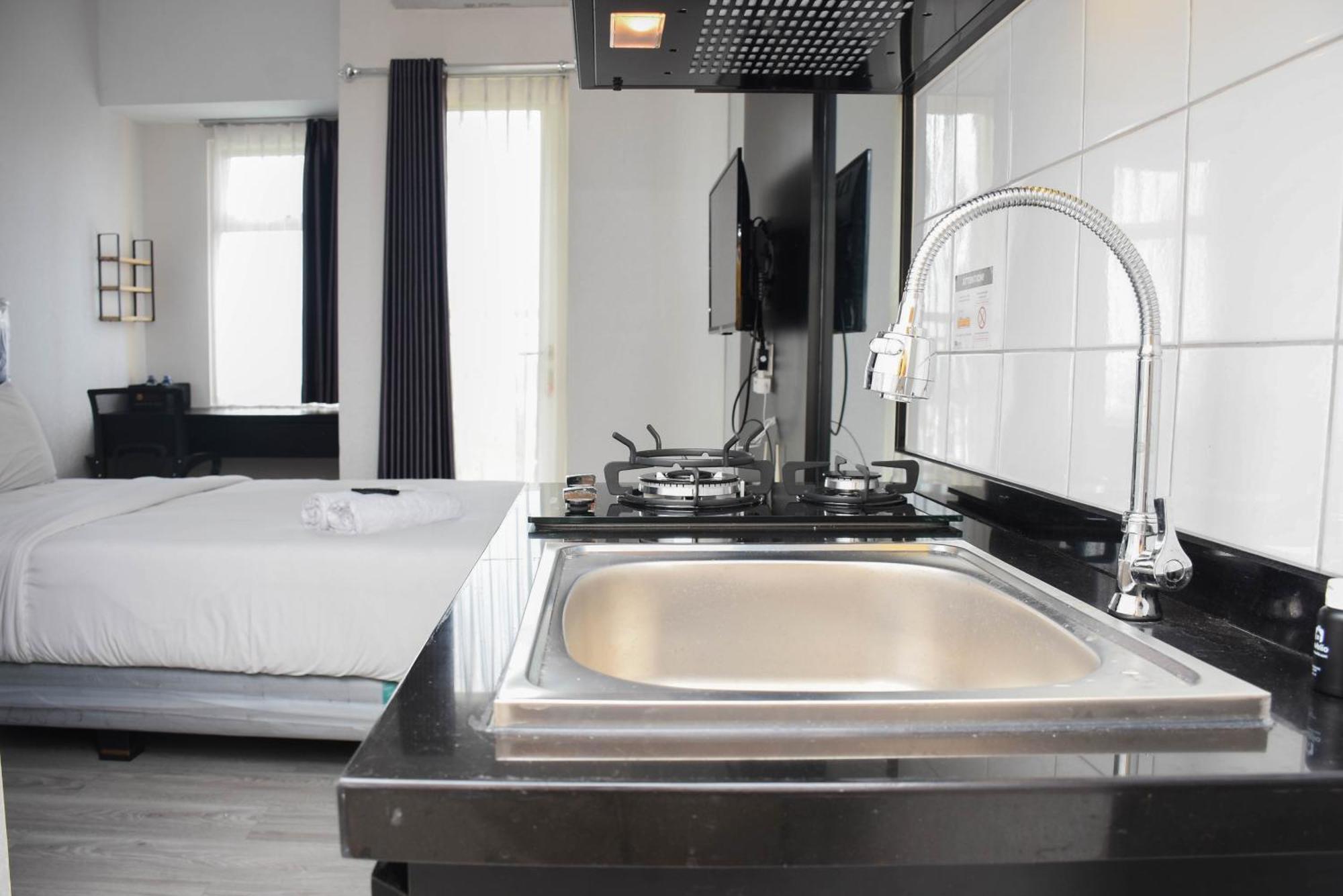 Apartemen Minimalist At Springlake Summarecon By Travelio Bekasi