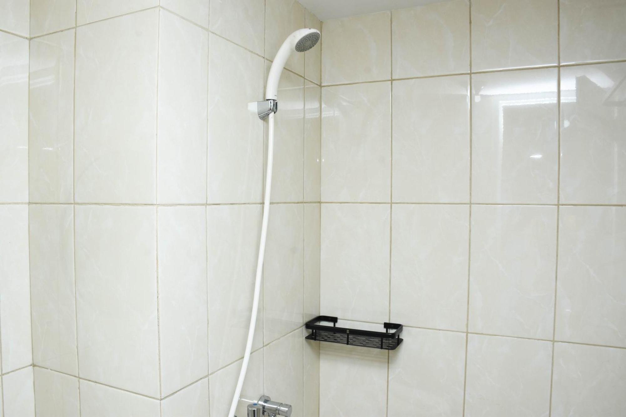 Apartemen Minimalist At Springlake Summarecon By Travelio Bekasi
