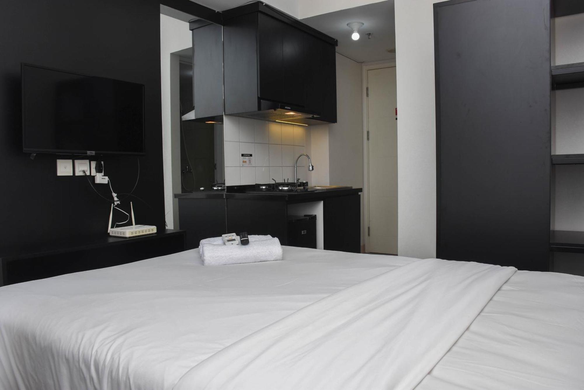 Minimalist At Springlake Summarecon By Travelio