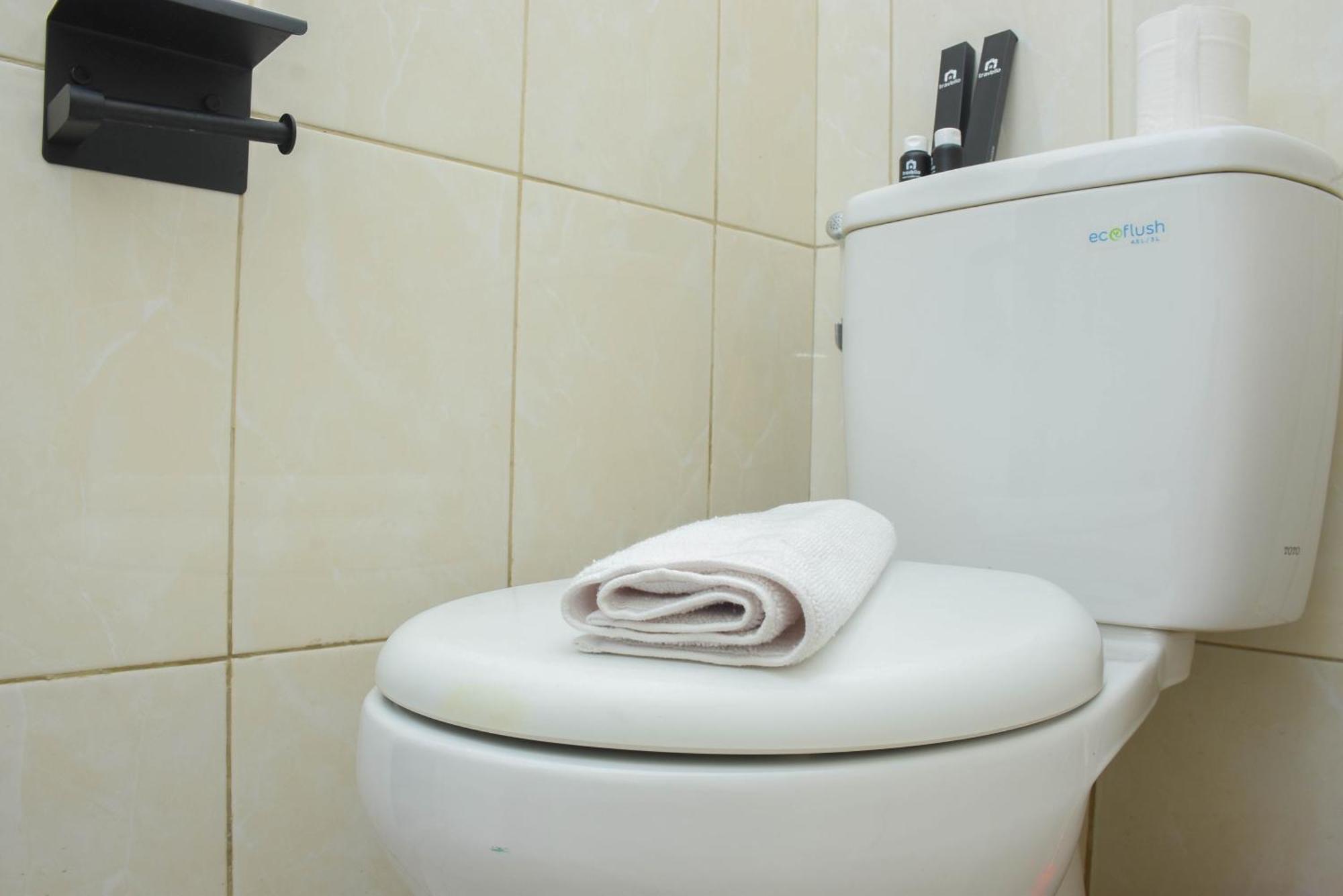 Apartemen Minimalist At Springlake Summarecon By Travelio *